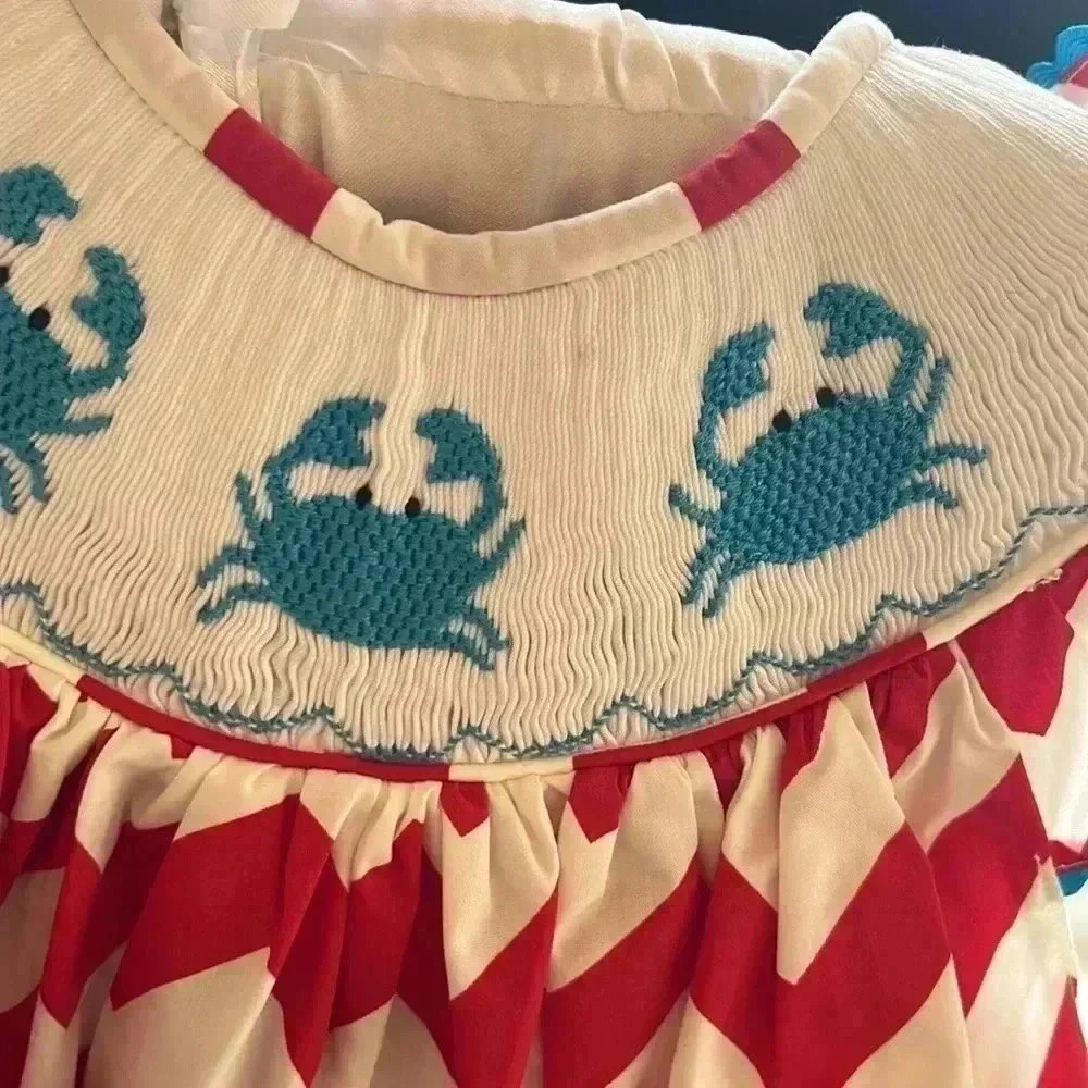 GIRLS RUFFLE SMOCKED DRESS SIZE 4 - Picture 4 of 7